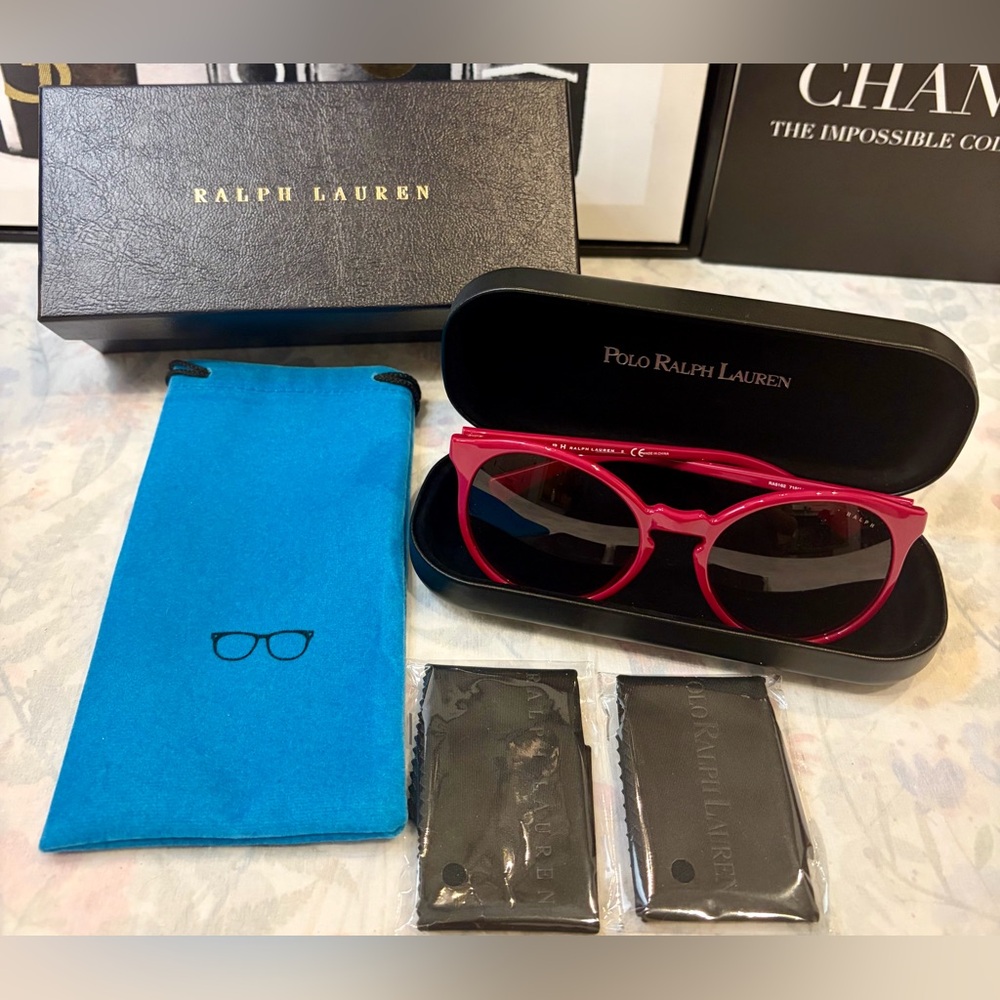 EUC!! POLO RALPH LAUREN PINK ROUNDED WOMEN’S SUNGLASSES AND NWT SILK SCARF - Picture 2 of 11